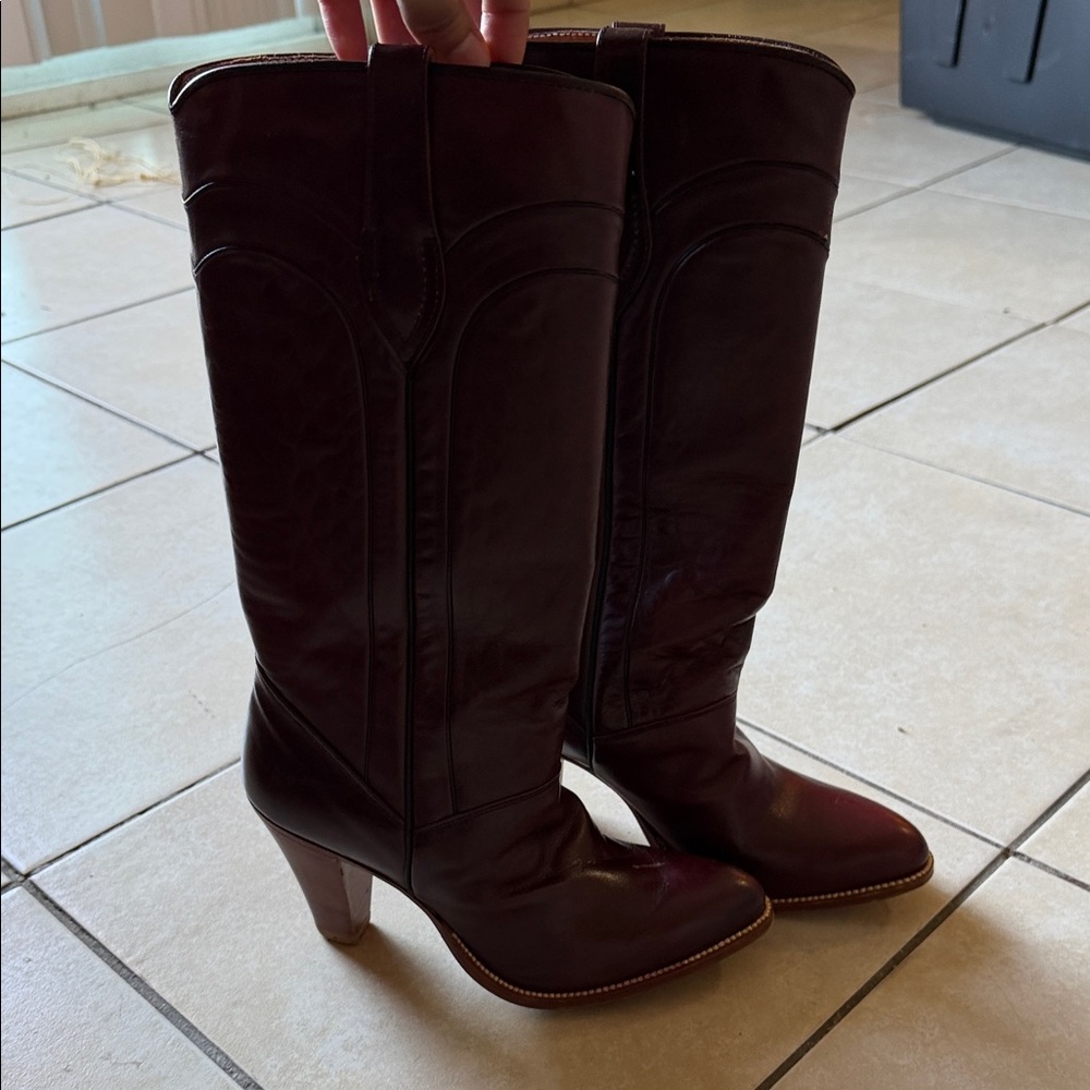 Vintage DAN POST Leather Heeled Boots